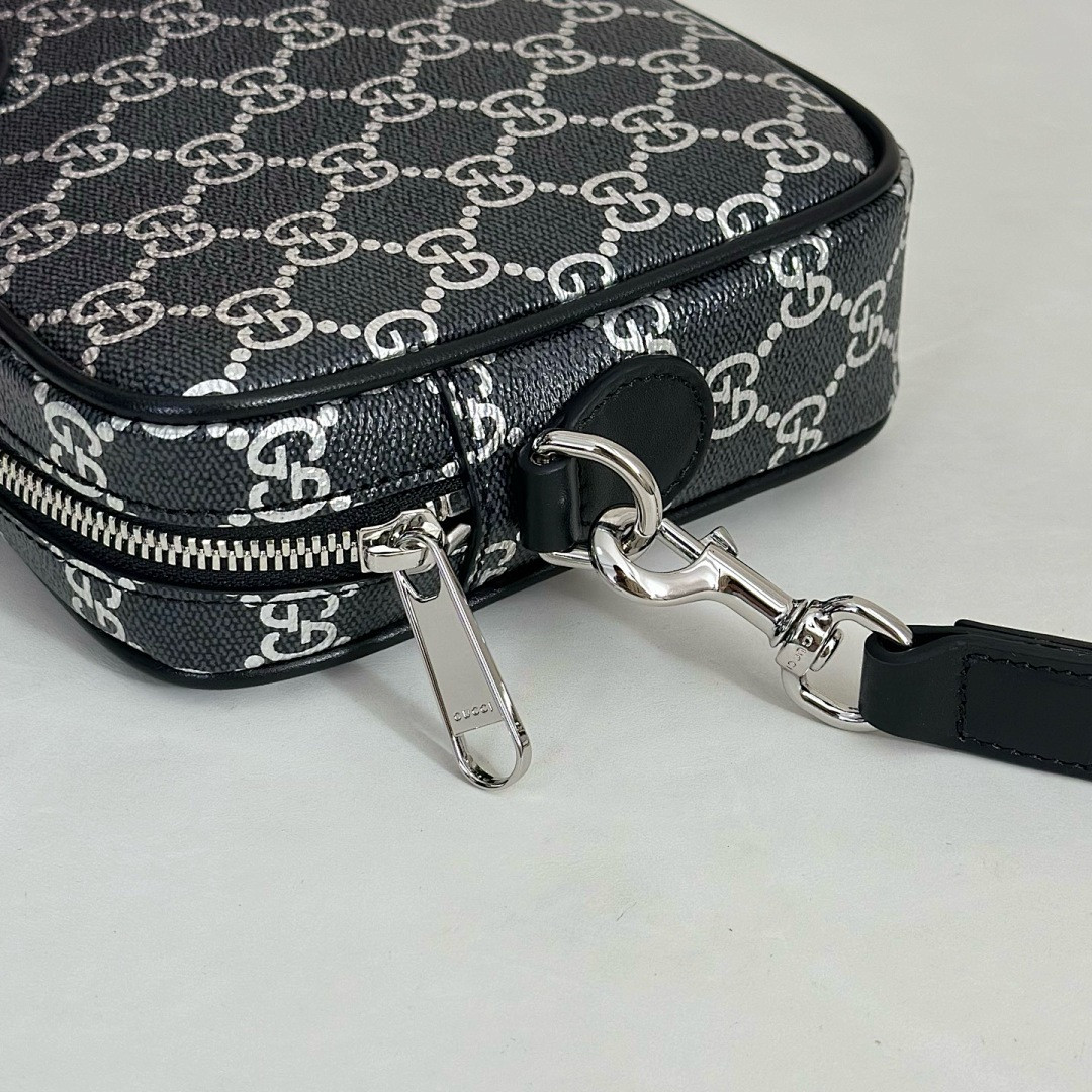 Gvc*1 BAG