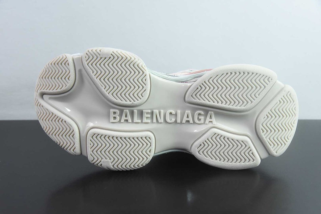 BC TRIPLE S TRAINER