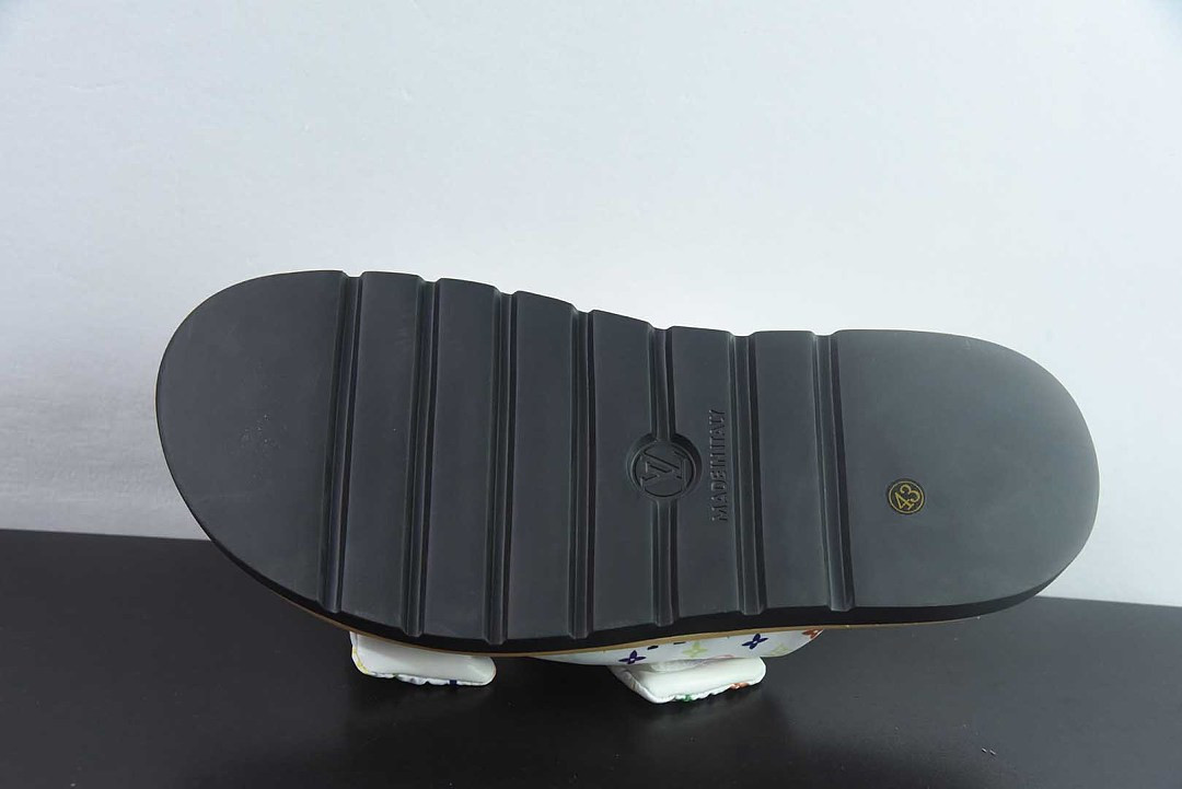 LVT SANDALS