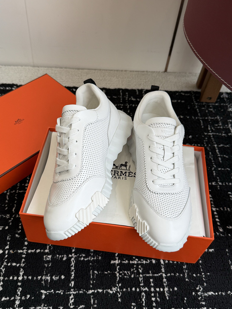 H**me5 Sneaker