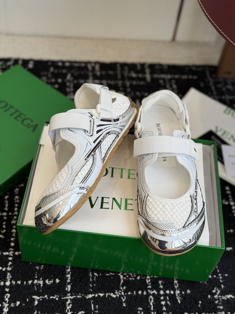 B0tt*ga Ven*ta Orbit Sneaker