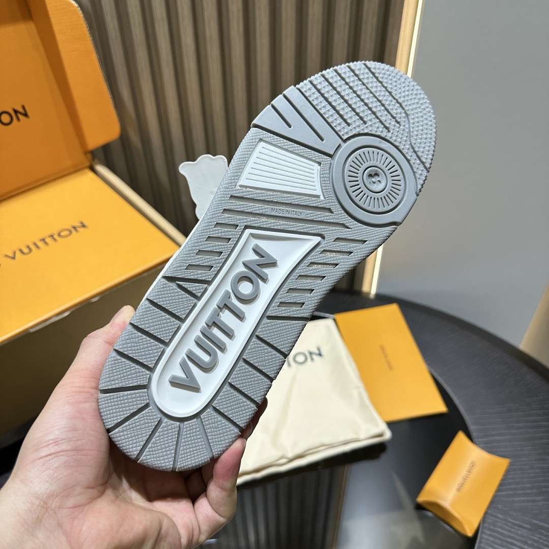 LVT SNEAKERS