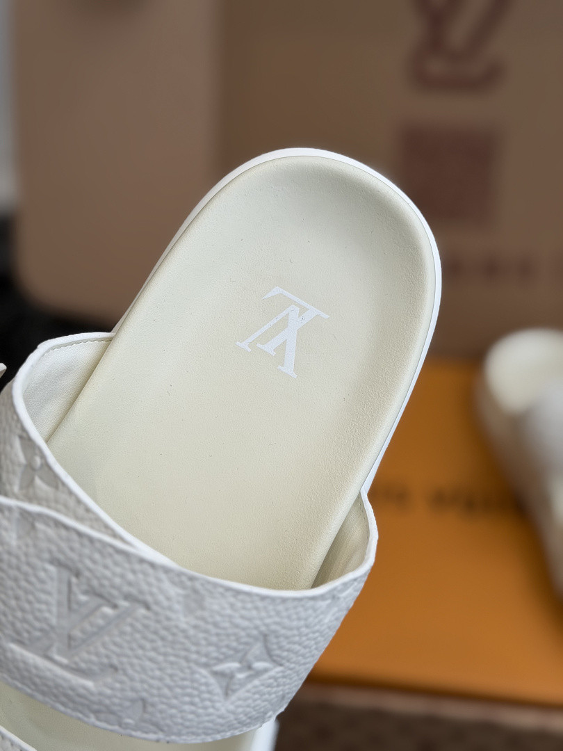 LVT SANDALS