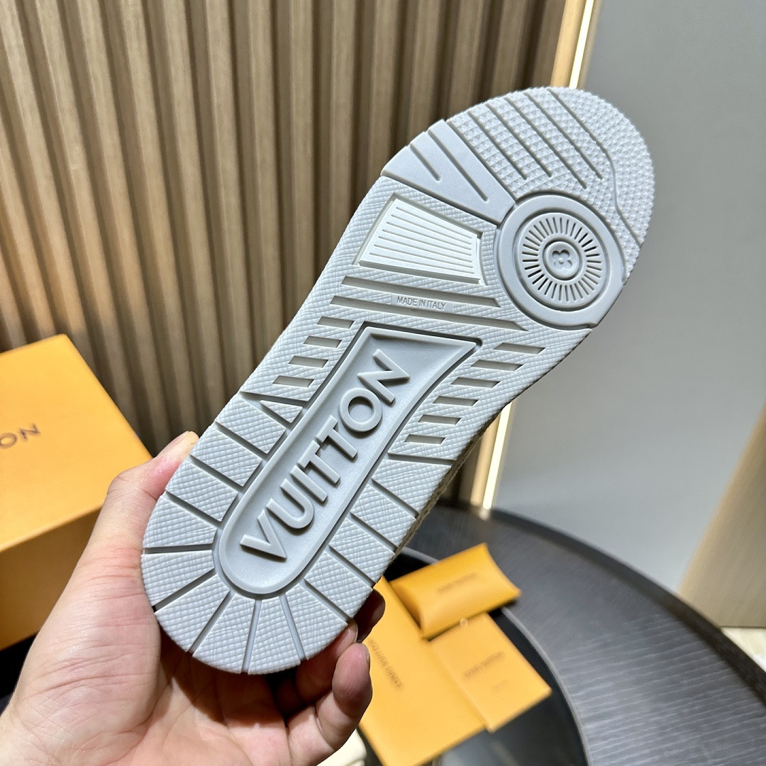 LVT SNEAKERS