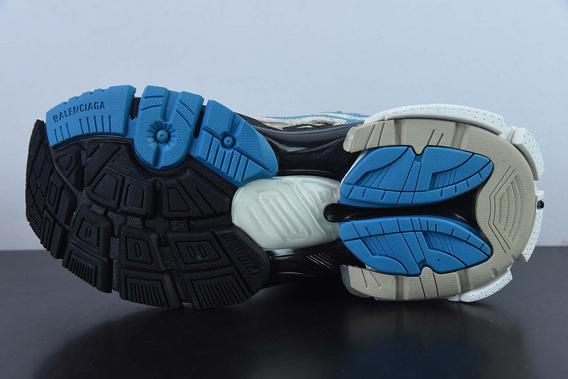 Ba*len*cia*ga runner sneaker