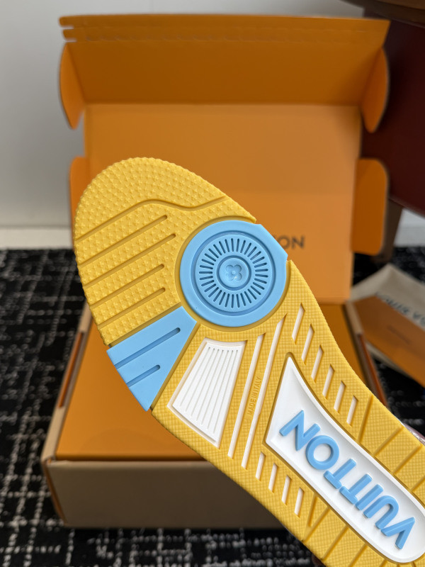 LVT SNEAKERS