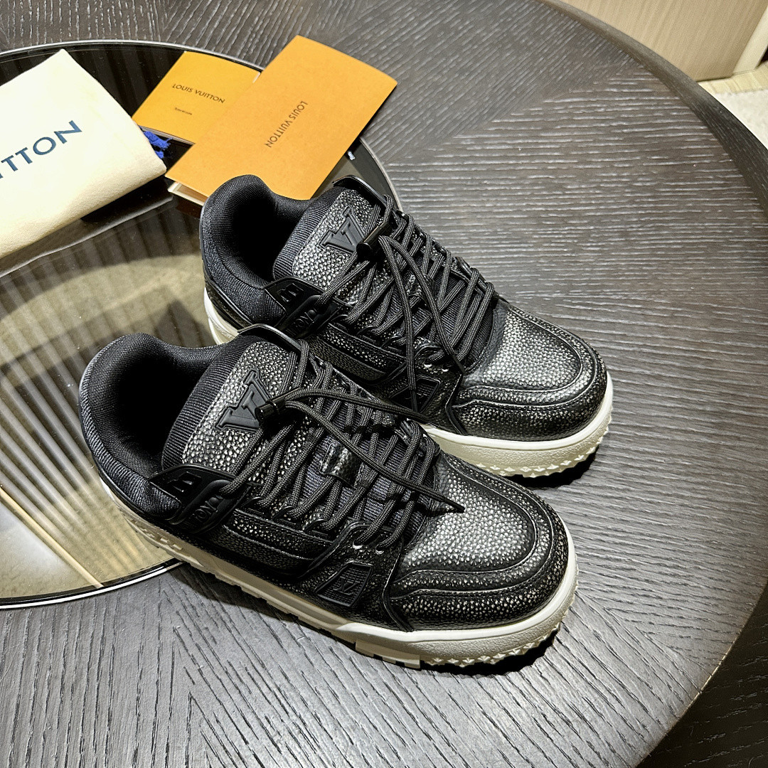 LVT SNEAKERS