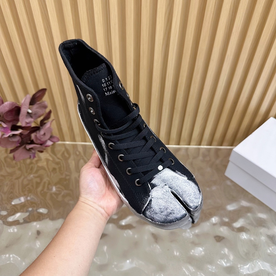 Ma1s0n Marg*e1a SNEAKER