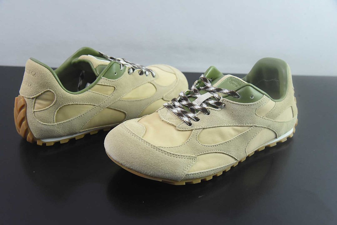 B0tt*ga Ven*ta Orbit Sneaker