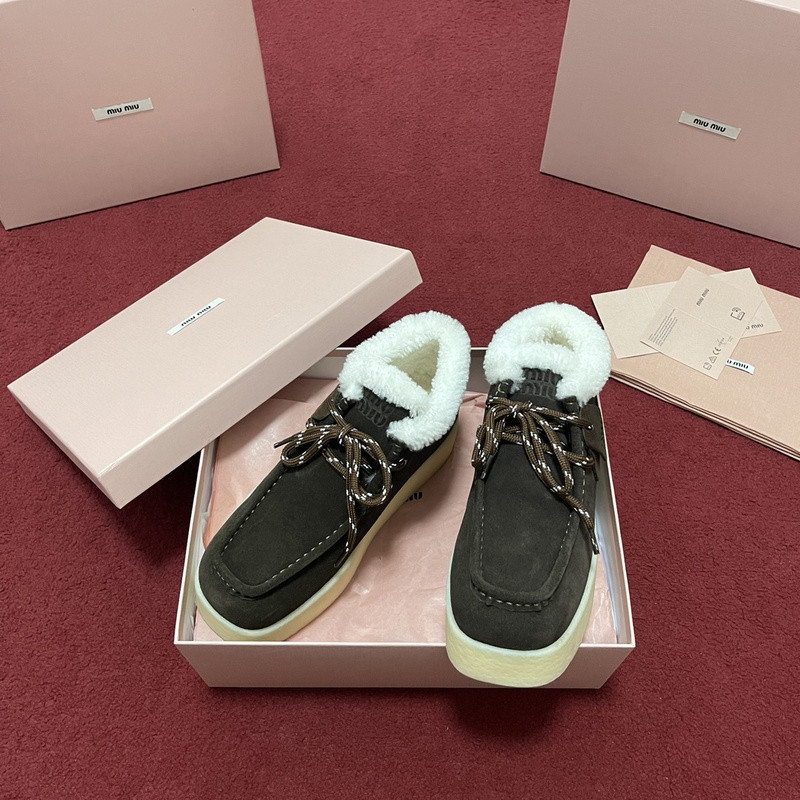 mIUMIU SNEAKER