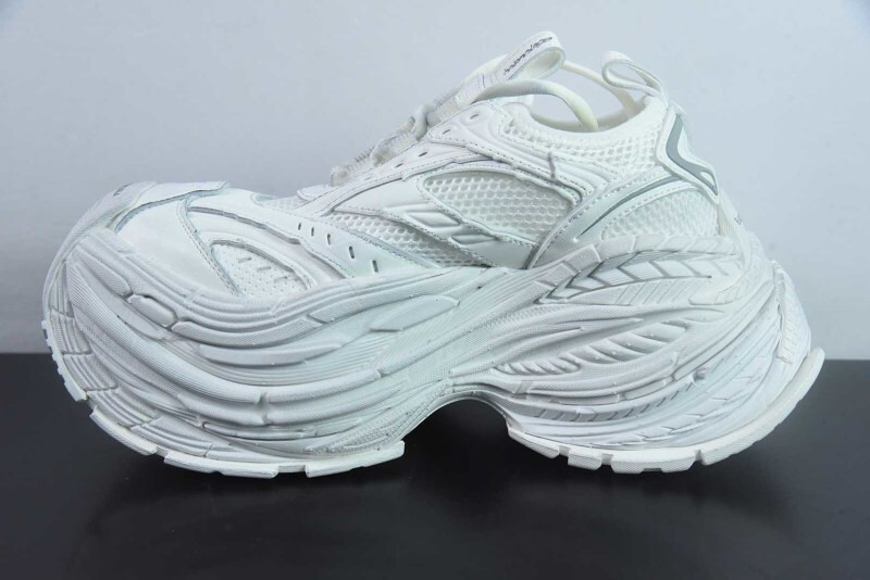 BC XL SNEAKERS