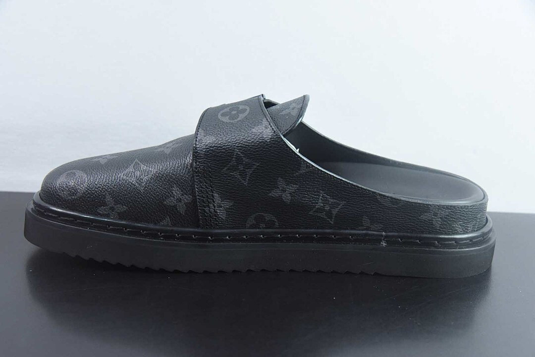 LVT SANDALS