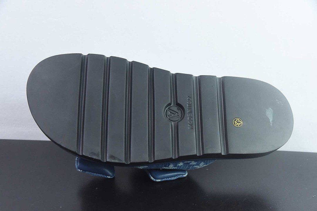 LVT SANDALS