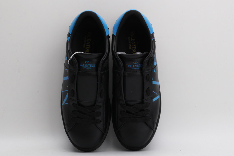 valentino garavani sneaker