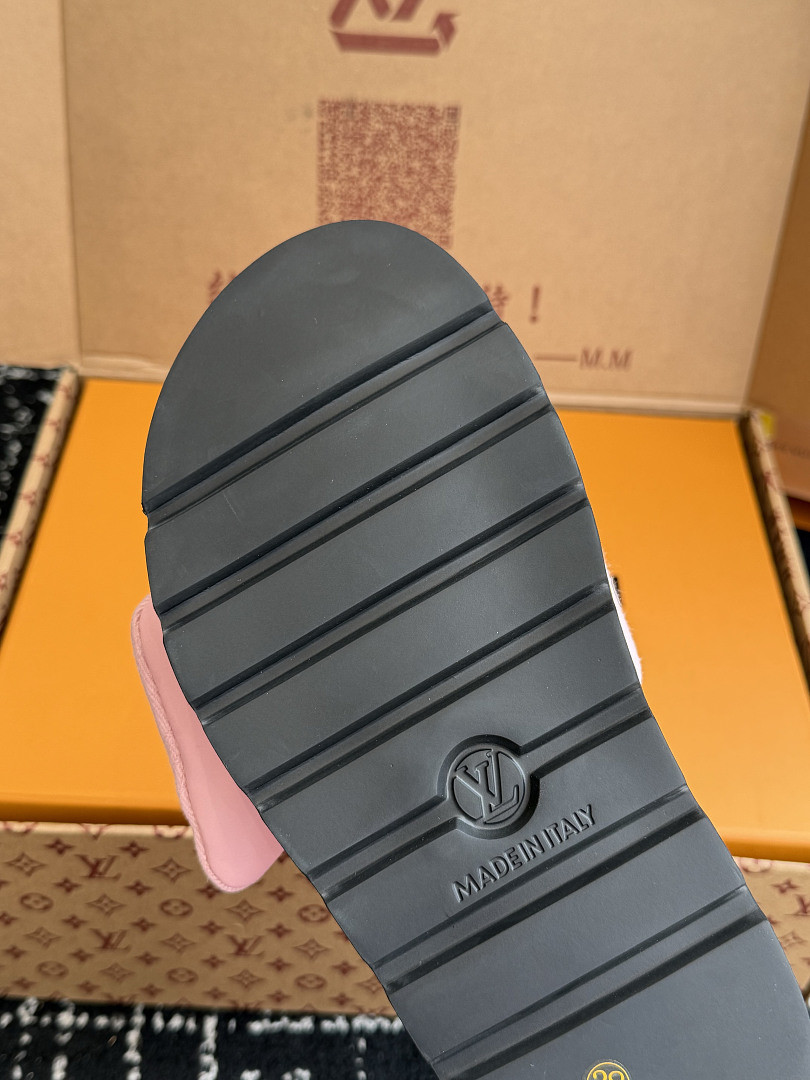 LVT SANDALS