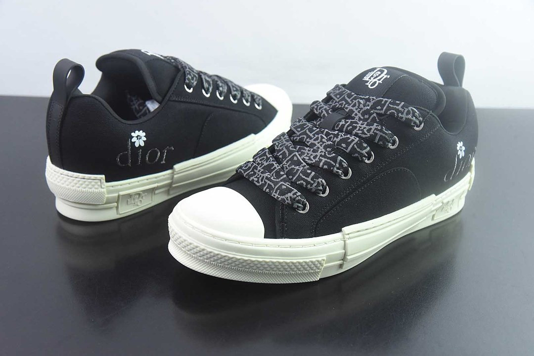 DIO* B23 LOW-TOP SNEAKERS IN OBLIQUE