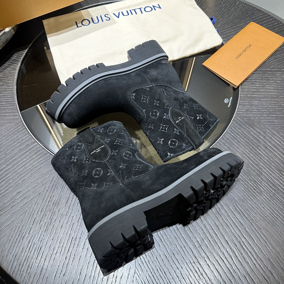 LVT BOOTS