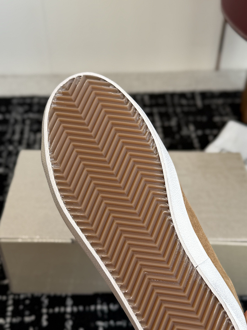 GGDB SNEAKER