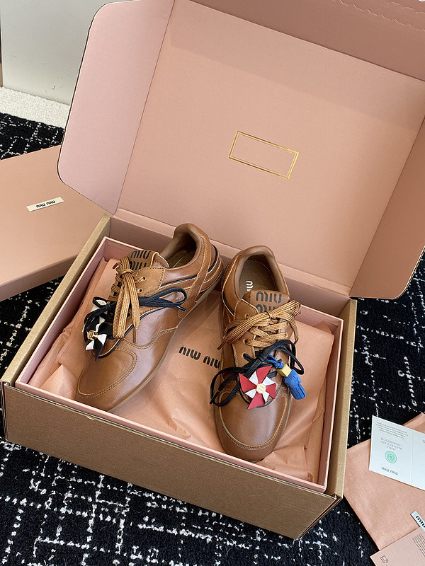 MIUMIU SNEAKER
