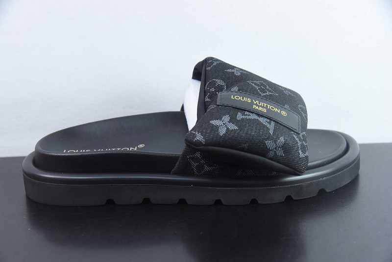 LVT SANDALS