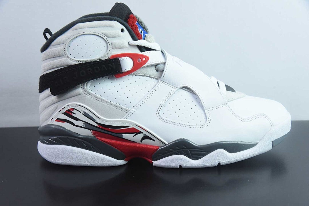 Air Jordan 8 ''Bugs Bunny'' 305381-100