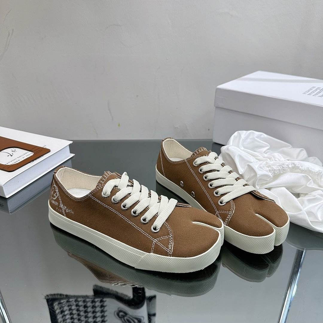 Ma1s0n Marg*e1a SNEAKER