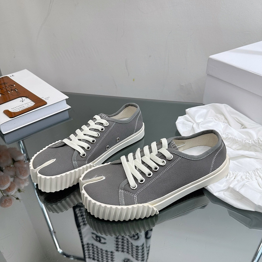 Ma1s0n Marg*e1a SNEAKER