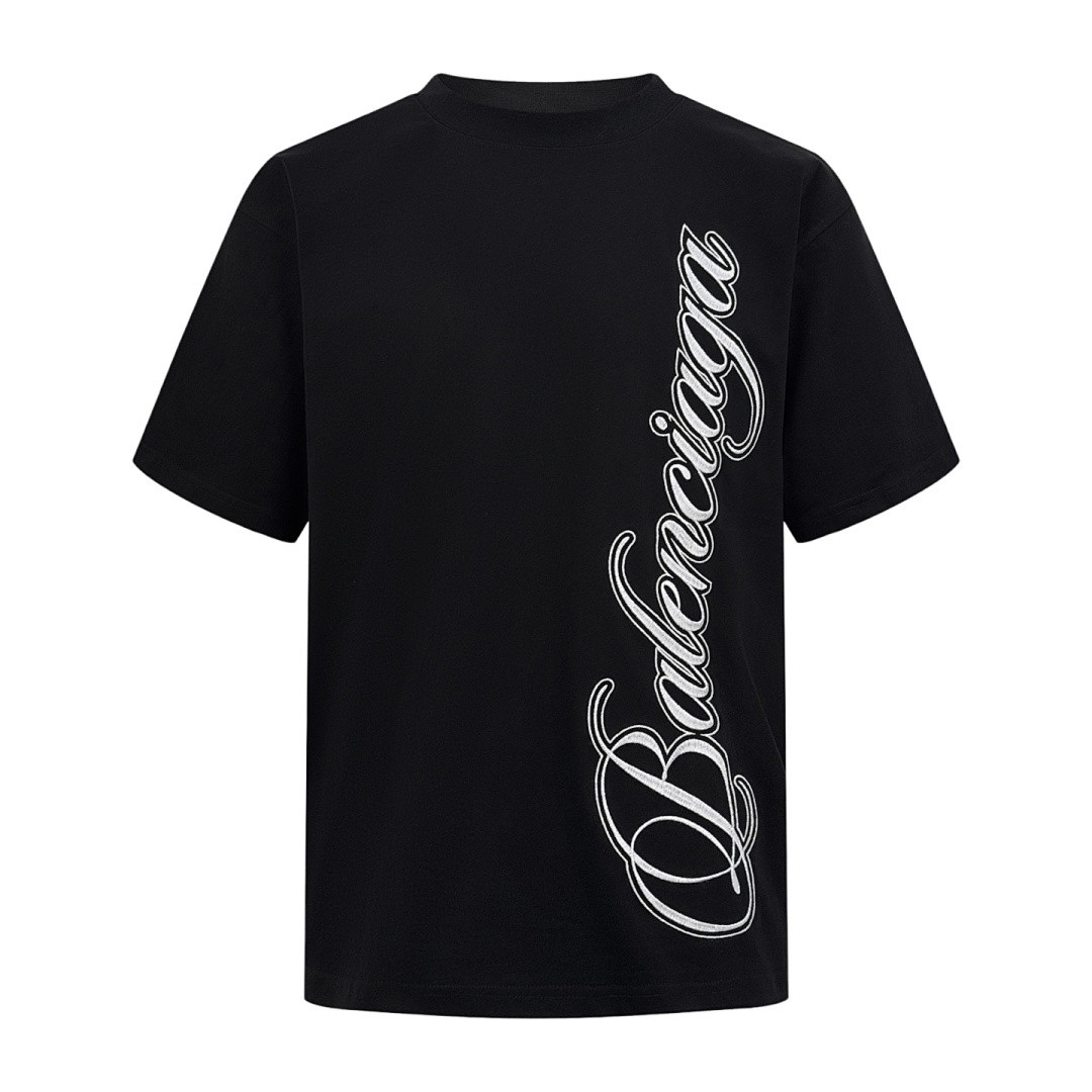 Ba1en*iaga Clothes