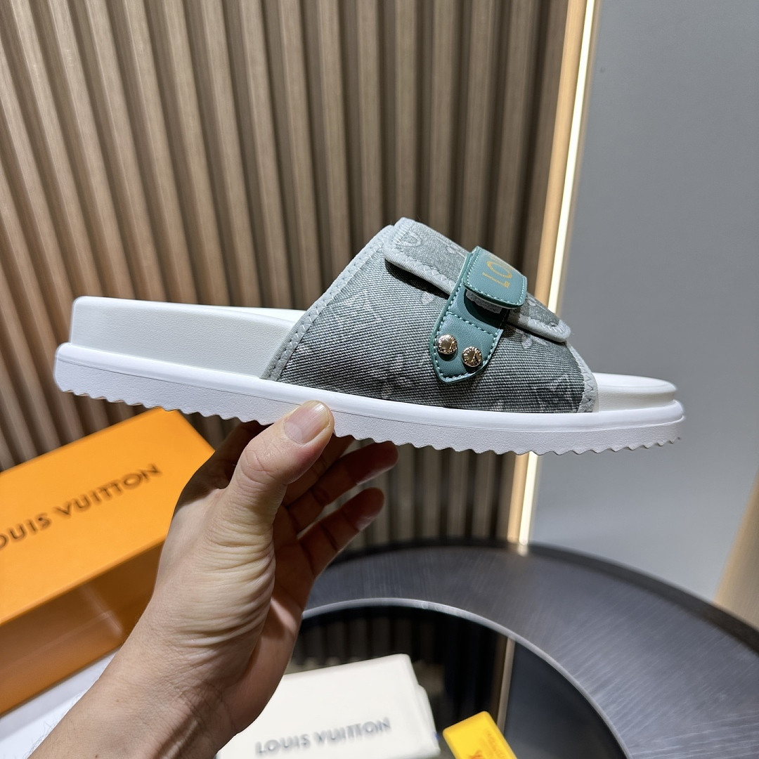 LVT SANDALS