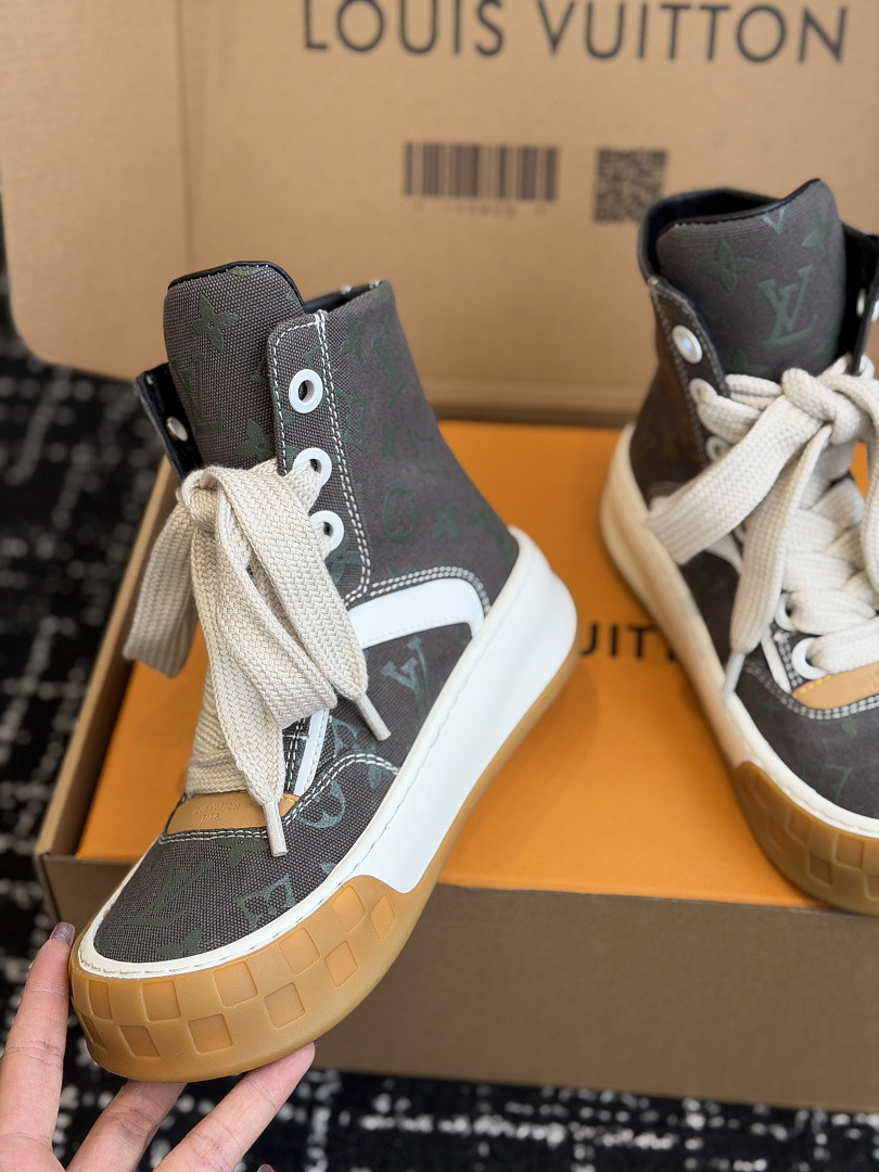LVT SNEAKERS