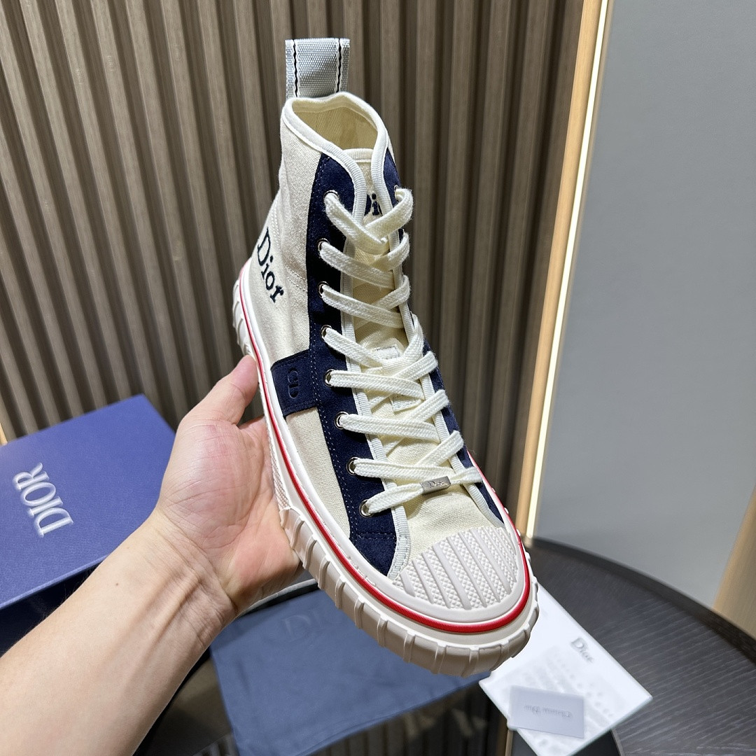 DIO* SNEAKER