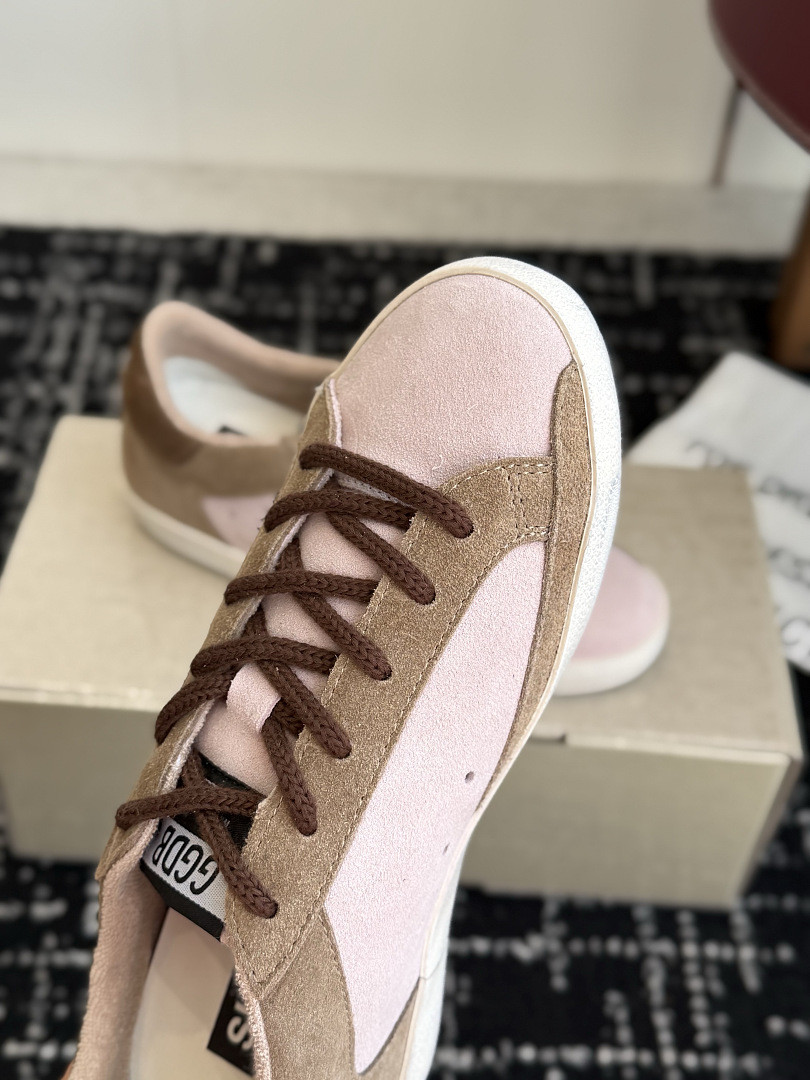 GGDB SNEAKER