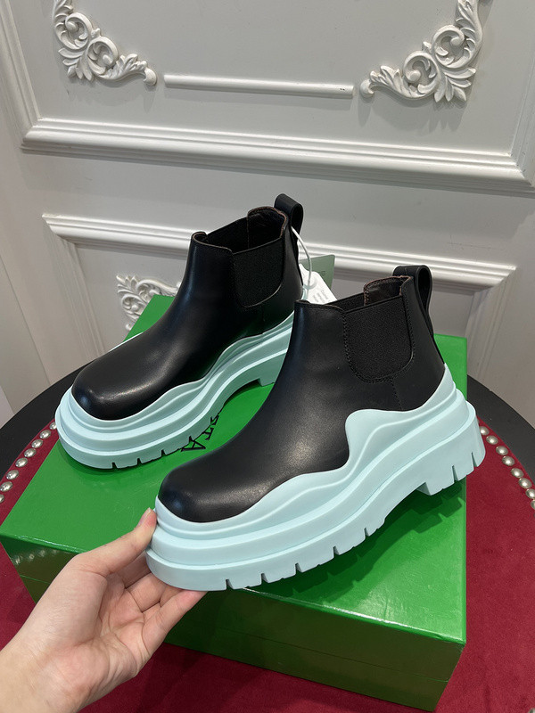 Bo*te*ga ve*ne*ta sneaker