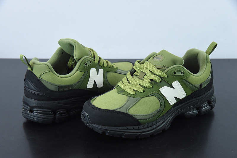 new balance sneaker