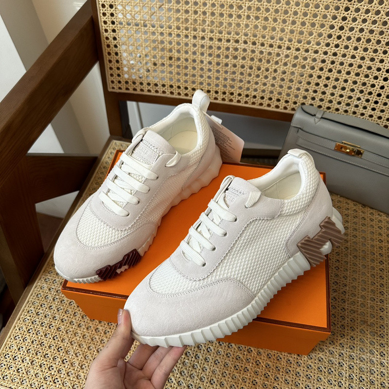 H**mes sneaker