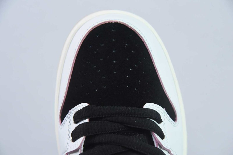 CSEF x Nike SB Dunk Low HJ4132-100