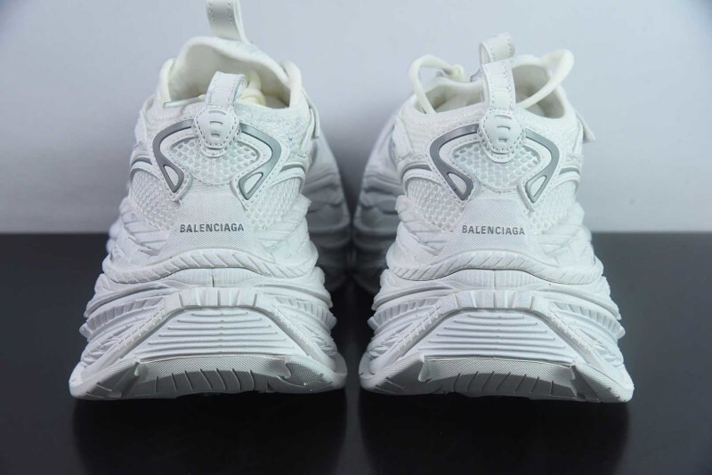 BC XL SNEAKERS