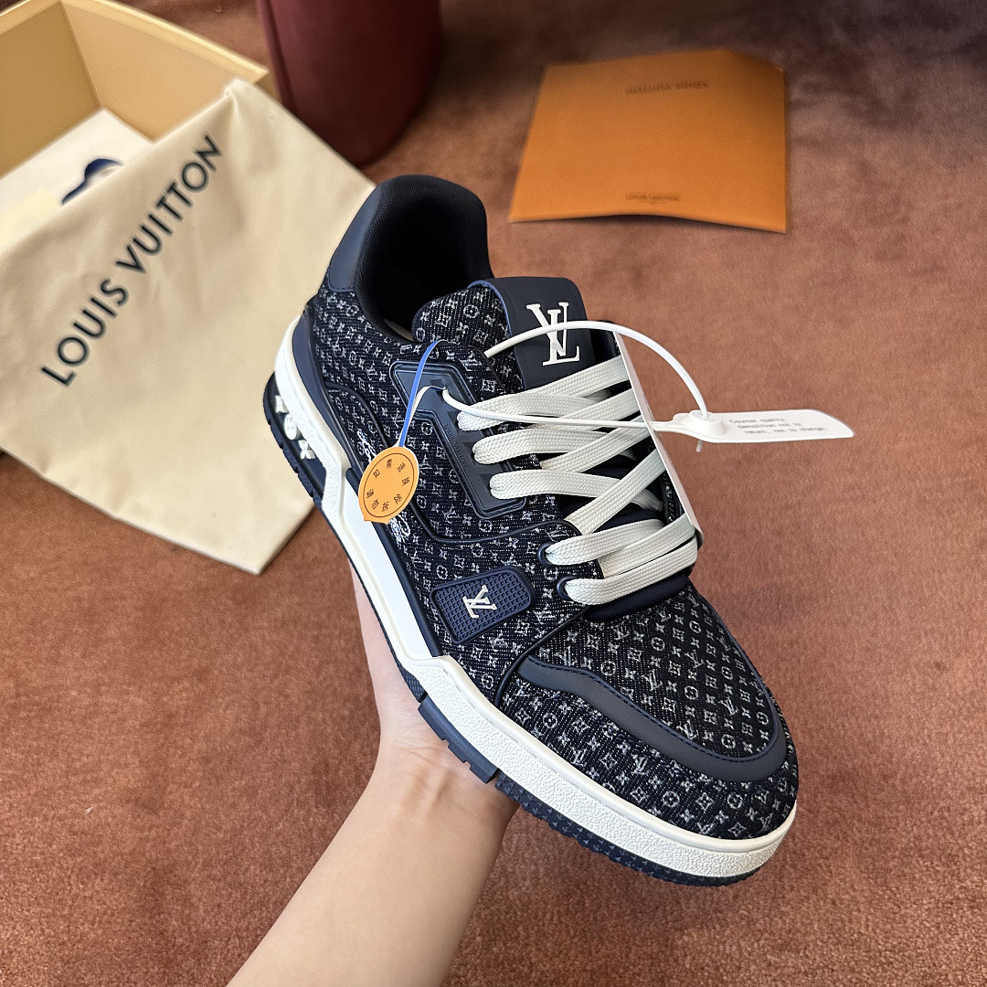 LVT SNEAKERS
