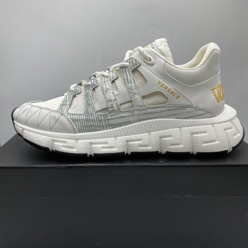 vs chain reaction sneakers