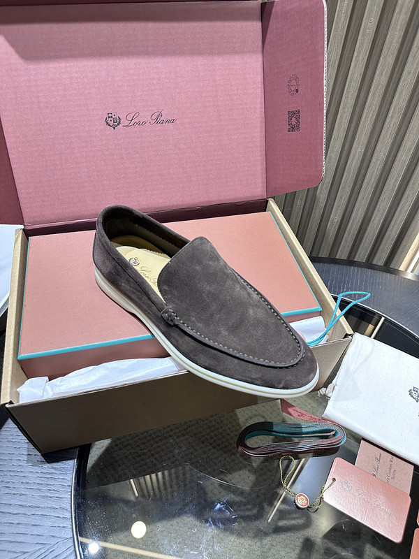L0r0 P1ana sneaker
