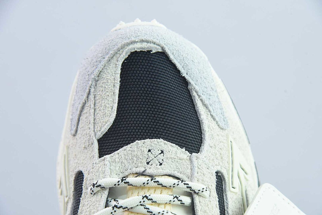 off white Be Right Back Sneakers New York