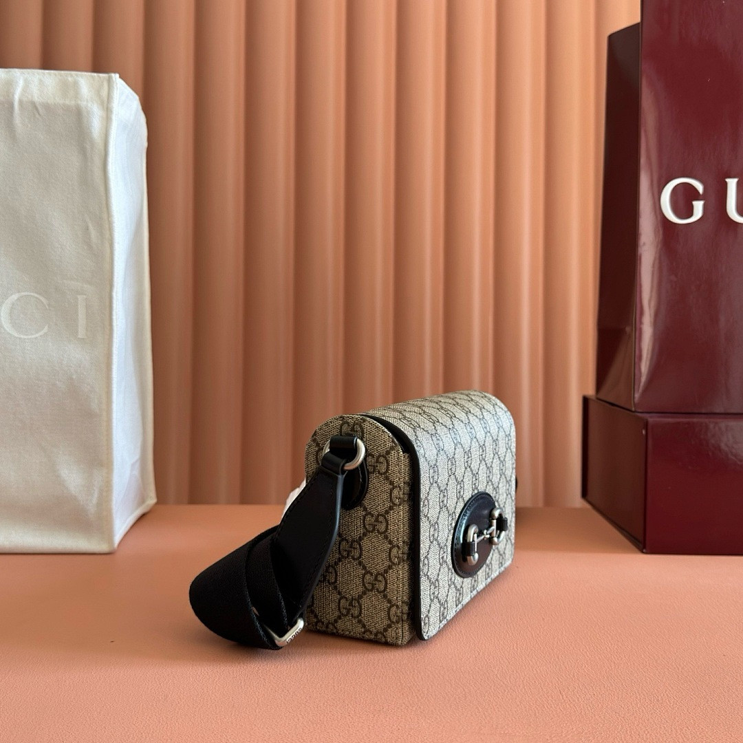 Gvc*1 BAG