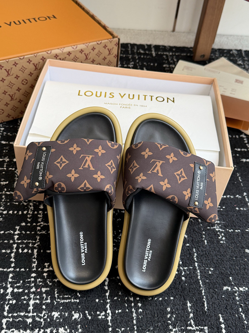LVT SANDALS
