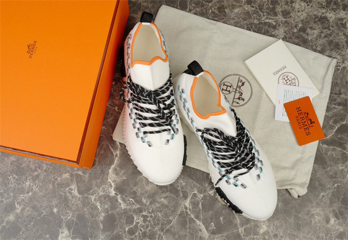 H**mes sneaker