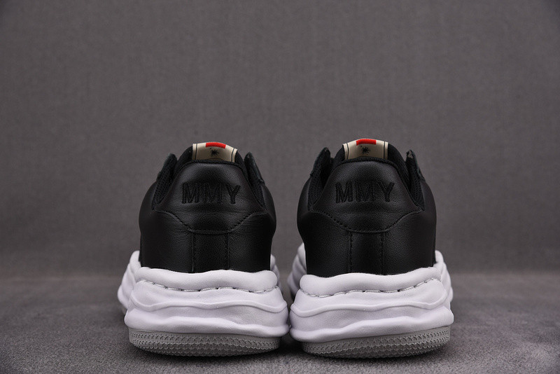 Ma*s*n mihara yasuhiro sneaker