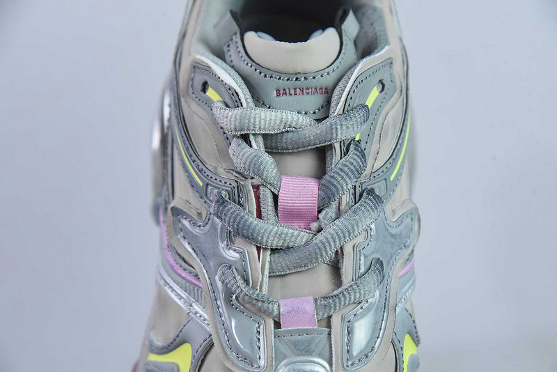 Ba1en*iaga Runner Sneaker