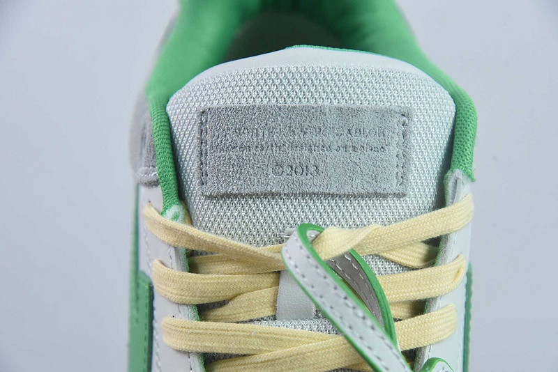 OF™ C/O VIRGIL ABLOH OUT OF OFFICE LOW-TOP LEATHER SNEAKERS ‘OOO“