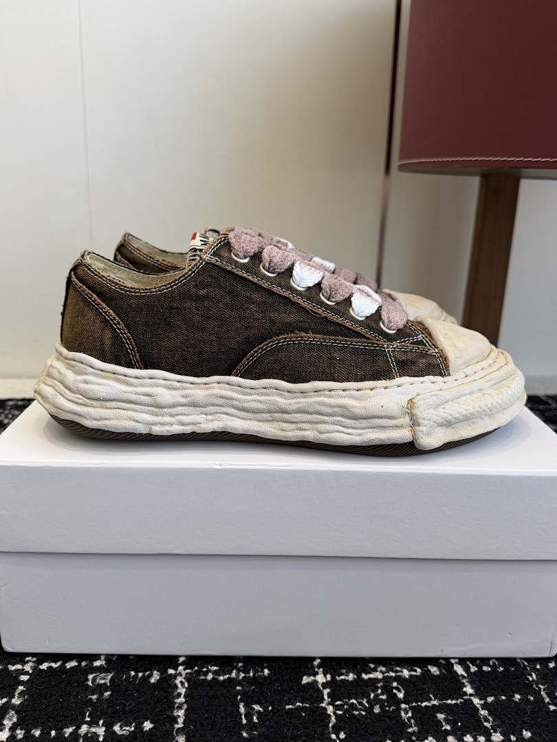 Ma1s0n mihara yasuhiro sneaker