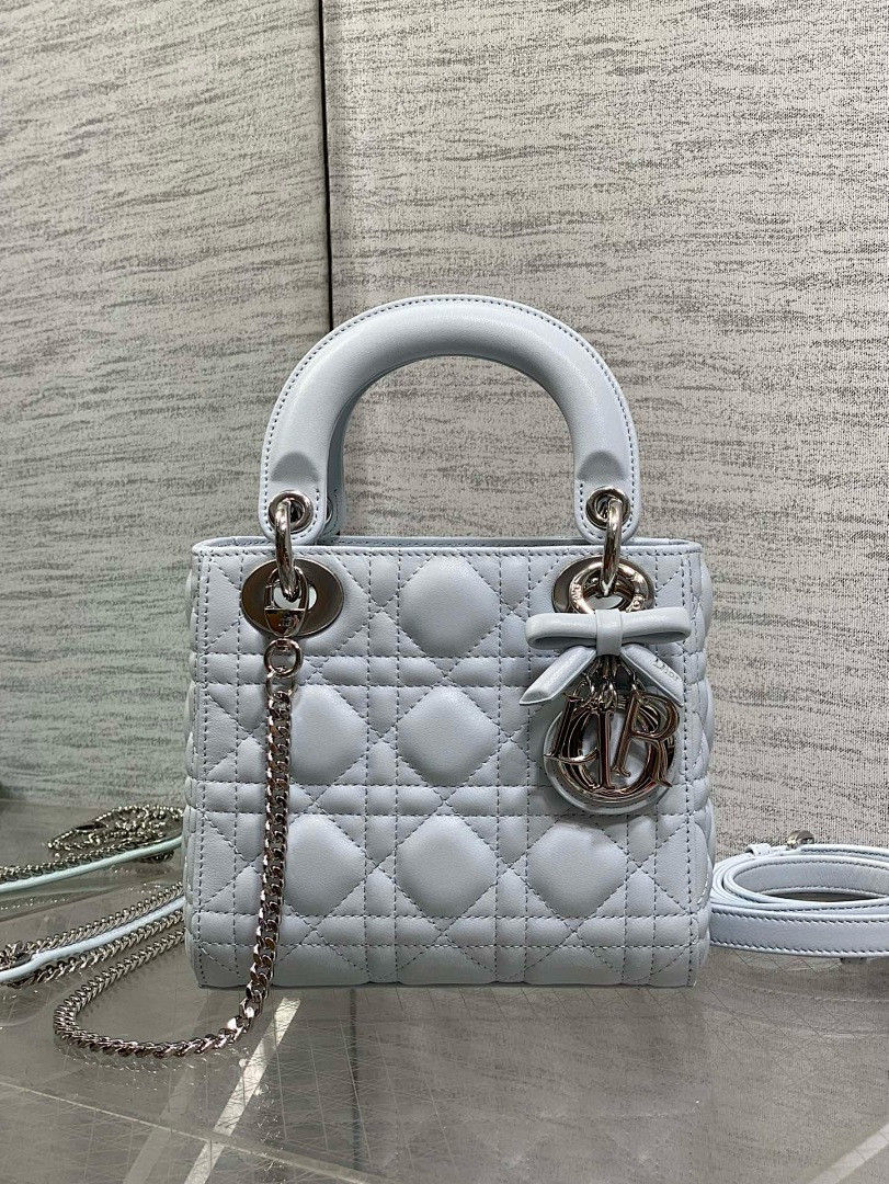 D10r BAG