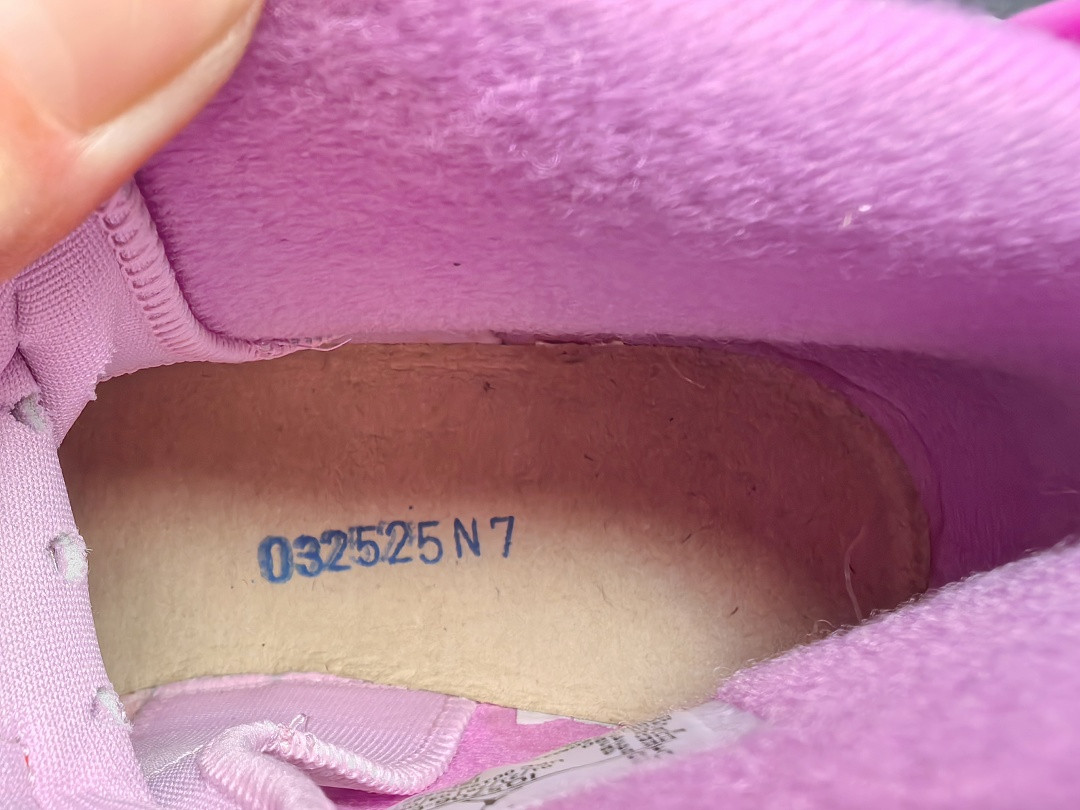 AWAKE NY x Air Jordan 6 "Playful Pink" IQ5706-600